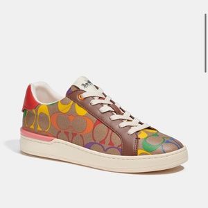 Coach Low- Top Rainbow Signature Canvas Size 9